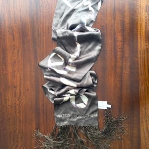 Viktor & Rolf scarf